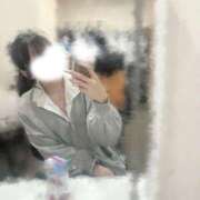 ヒメ日記 2025/11/26 10:39 投稿 える 学校帰りの妹に手コキしてもらった件 谷九