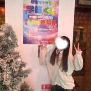 ヒメ日記 2025/12/08 10:43 投稿 える 学校帰りの妹に手コキしてもらった件 谷九