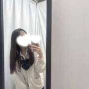 える 完売です🈵♡ 学校帰りの妹に手コキしてもらった件 谷九