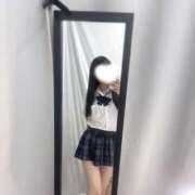 ヒメ日記 2025/12/20 10:39 投稿 える 学校帰りの妹に手コキしてもらった件 谷九