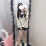 ヒメ日記 2026/01/07 06:33 投稿 える 学校帰りの妹に手コキしてもらった件 谷九