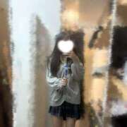 ヒメ日記 2026/01/22 13:54 投稿 える 学校帰りの妹に手コキしてもらった件 谷九