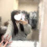 える 全枠完売🈵♡ 学校帰りの妹に手コキしてもらった件 谷九