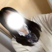 ヒメ日記 2026/08/19 14:07 投稿 える 学校帰りの妹に手コキしてもらった件 谷九