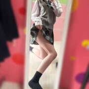 ヒメ日記 2025/05/09 08:45 投稿 三崎　なぎ しゃせきょっ!XX教育される制服女子たち