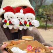 えれな 🦋やきにくの予定が、、、 Sakura Spa