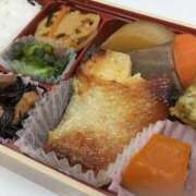 けいな カレイの味噌漬け焼き弁当💗 池袋おかあさん