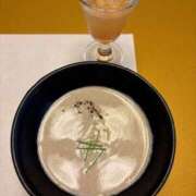 ヒメ日記 2025/11/27 02:22 投稿 さつき クラブルージュ