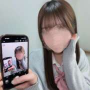 むらさき むらさきちゃん💜 派遣型リフレ秋葉原　JK SEVEN