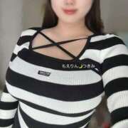 つきみ 🤍🖤 五反田　パイズリ挟射専門店もえりん