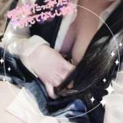 さき 痴女に身を任せてみませんか？🤭 電車でGOAL！