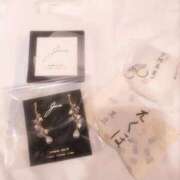 小早川 あゆ18才アイドル顔負け 🎁♡ ファーストクラス ルビー