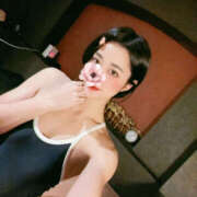 ヒメ日記 2025/02/09 10:29 投稿 ひかり プールサイド