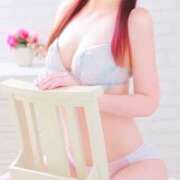 ヒメ日記 2024/12/22 13:42 投稿 里田まい 全裸美女からのカゲキな誘惑