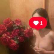 ヒメ日記 2025/10/22 20:42 投稿 里田まい 全裸美女からのカゲキな誘惑