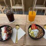 ヒメ日記 2026/04/10 14:00 投稿 里田まい 全裸美女からのカゲキな誘惑