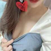 ちさと 快楽だけじゃなく…。 淫乱痴女エステ