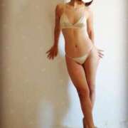 ヒメ日記 2025/08/24 12:15 投稿 しろ The White