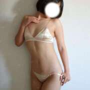 ヒメ日記 2025/12/14 12:15 投稿 しろ The White