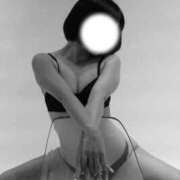 ヒメ日記 2025/12/27 12:15 投稿 しろ The White