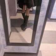 ヒメ日記 2025/12/27 11:31 投稿 ゆいな ロリ性感と痴女教師 池袋ちんぐり学園