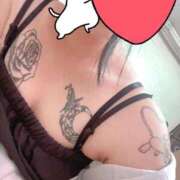 ななえ 珍しく🫶 夜這専門発情する奥様たち 谷九店