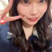 なのか 一瞬でした、、戻しました。 黒い金魚（札幌）