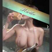 ヒメ日記 2025/10/11 23:09 投稿 凜々子 夕月