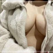 ヒメ日記 2025/12/01 16:00 投稿 みつき メガ豚