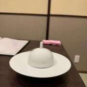 ヒメ日記 2025/10/08 07:59 投稿 翼 夕月