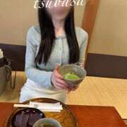 ヒメ日記 2025/10/10 22:39 投稿 翼 夕月