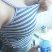 ヒメ日記 2025/11/01 09:48 投稿 翼 夕月