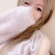 ヒメ日記 2025/01/03 11:50 投稿 伊藤ななせ 全裸美女からのカゲキな誘惑