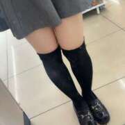 ヒメ日記 2025/05/23 12:01 投稿 伊藤ななせ 全裸美女からのカゲキな誘惑