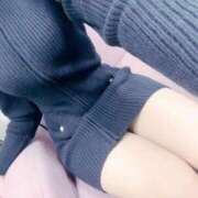 ヒメ日記 2025/11/25 11:22 投稿 伊藤ななせ 全裸美女からのカゲキな誘惑