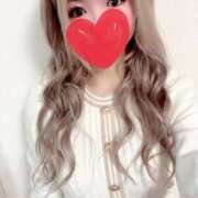 ヒメ日記 2025/12/17 15:02 投稿 伊藤ななせ 全裸美女からのカゲキな誘惑