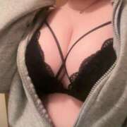 香坂あいら きてね🫶🏻 ハプニング痴漢電車or全裸入室