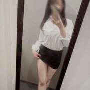 ヒメ日記 2024/12/09 23:38 投稿 つむぎ 全裸の女神orいたずら痴漢電車