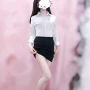 ヒメ日記 2025/06/01 22:28 投稿 つむぎ 全裸の女神orいたずら痴漢電車