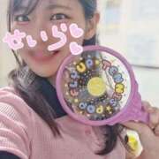 ヒメ日記 2025/08/05 23:40 投稿 せいら 逆電車ごっこ ～GLAMOROUS TRAIN～