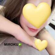 氷川　みろく 年末年始のお知らせ♡ セレブクィーン