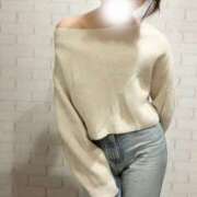 ヒメ日記 2025/11/04 11:45 投稿 綾瀬るる DEEPS成田店