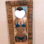 ヒメ日記 2026/03/26 22:23 投稿 さくら プールサイド