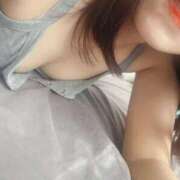 ヒメ日記 2025/10/04 11:15 投稿 倖田なつほ 断りきれない美人マッサージ嬢たち