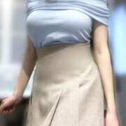 ヒメ日記 2025/11/08 22:10 投稿 りえ 京都出張メンズエステChou Chou（シュシュ)