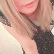 ヒメ日記 2025/10/09 11:43 投稿 まろん もしも素敵な妻が指輪をはずしたら・・・カーラ