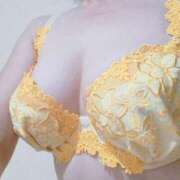 ヒメ日記 2025/08/13 08:35 投稿 ちひろ 逢って30秒で即尺