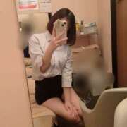 まな 今週もﾖﾛ🤍💌 ミルキーラテ