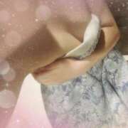 ヒメ日記 2025/08/08 15:15 投稿 まり 桃色☆めぃぷるシロップ