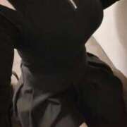 やむ ちょびっと肩とか出してみてる🥵 わちゃわちゃ密着リアルフルーちゅ西船橋